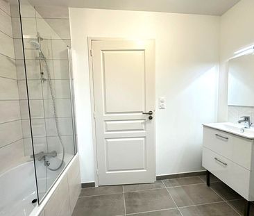 Location Appartement 3 pièces 74m² - Photo 1