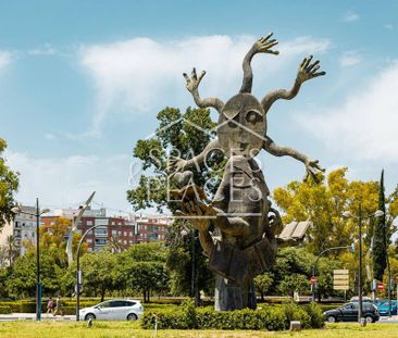 4 room luxury Flat for rent in Valencia, Spain - Photo 3