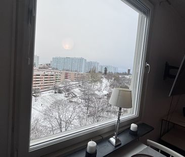 Västra Vägen, Solna - Photo 1