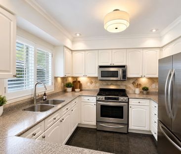 For Lease - 19 Arvida Drive, Vaughan, Ontario - Photo 1