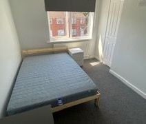 Room 5, Walsall Street, Coventry - Photo 3