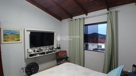 Casa com 1 quarto e 74m² para alugar em Potecas, São José. - Foto 2