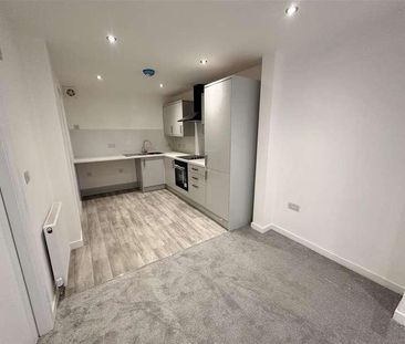 High Street, Neston, CH64 - Photo 5