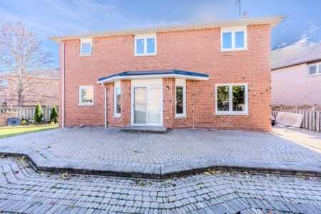 For Lease - 8 Dingwall Court, Brampton, Ontario - Photo 5