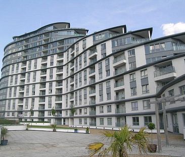 Station Approach, Woking, Surrey, GU22 7PB - Photo 2