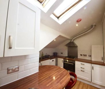 2 bedroom apartment to rent - Photo 6