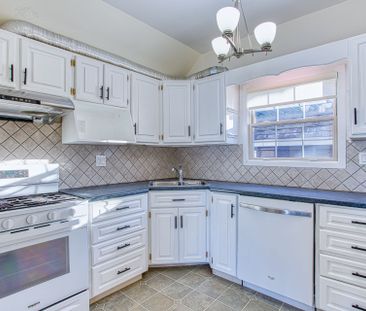 For Lease - 98 Creanona Boulevard, Hamilton, Ontario - Photo 6