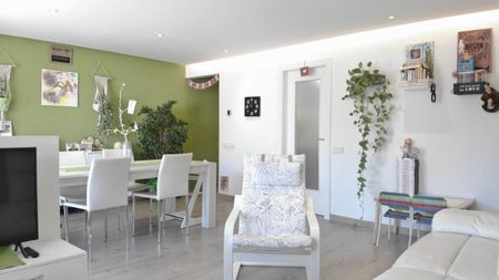 Cornella de Llobregat, Catalonia 08940 - Photo 5