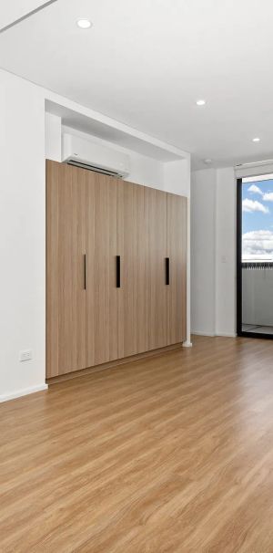 Welcome to "KOI Apartments" Northmead - Photo 1