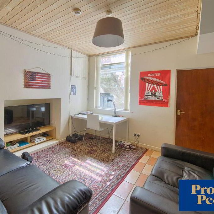 18 Fitzroy Avenue, Belfast, BT7 1HW - Photo 1