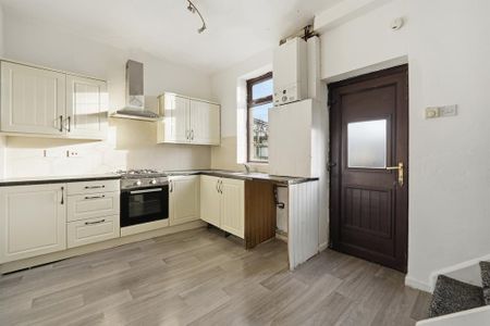 3 bedroom terraced house to rent - Photo 4