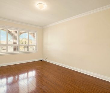 For Lease - 139 Ranee Avenue Unit# Main Floor, Toronto, Ontario - Photo 3