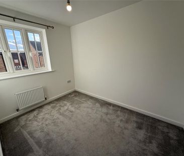 3 bedroom terraced house to rent - Photo 3