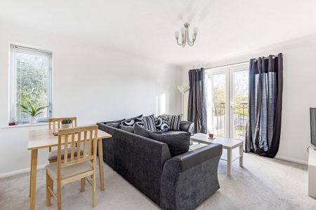 2 bedroom apartment to rent - Photo 3
