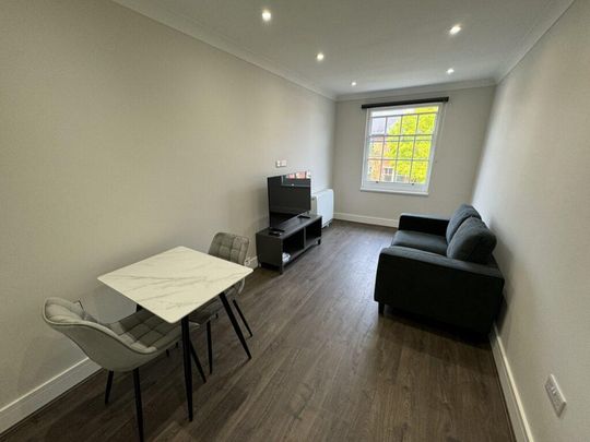 1 bedroom flat to rent - Photo 1