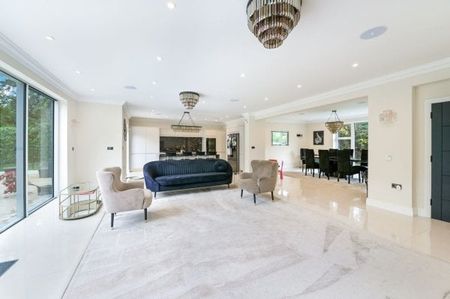 Sprucedale Gardens, Shirley, Croydon, CR0, Property for rent - Photo 2