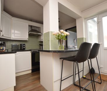 2 Bedroom Terraced House - Photo 1