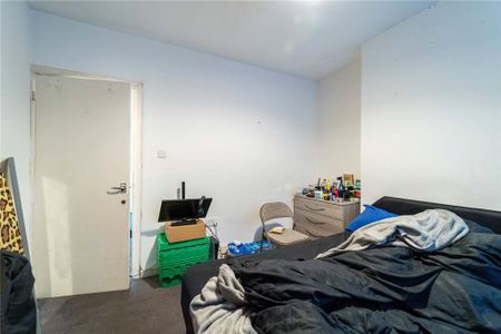 4 bedroom terraced house to rent - Photo 4