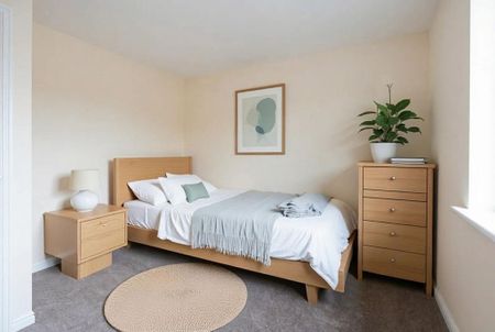 2 bedroom end of terrace house to rent - Photo 3