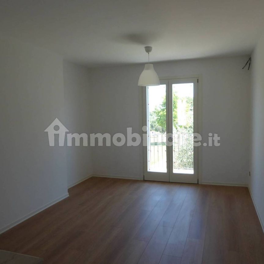 Trilocale via Giuseppe Di Vittorio, Rivoltella, Desenzano del Garda - Foto 1