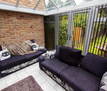 6 bedroom house to rent - Photo 1