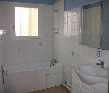 Location Maison 5 pièces 95m² - Photo 3