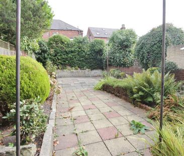 6 bedroom terraced house to rent - Photo 1