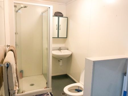 Riverside Apartment 2 Bedroom - Photo 4