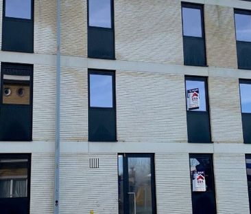 Appartement te huur in Veurne voor € 795 met 2 slaapkamers - Foto 2