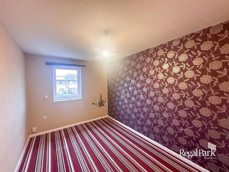 3 bedroom end of terrace house to rent - Photo 5