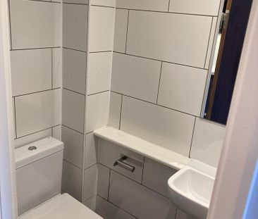 Studio to rent - Photo 6