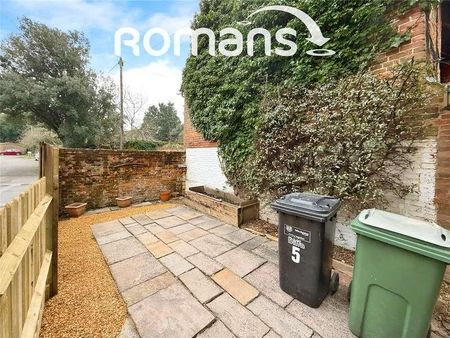 The Old Bakery, Main Road, Hursley, Hursley, SO21 - Photo 4