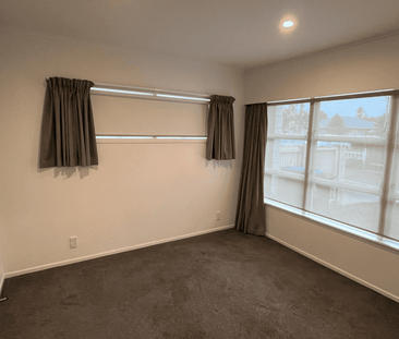 Unit in great location - Photo 1