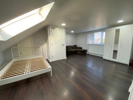 Studio to rent - Photo 4