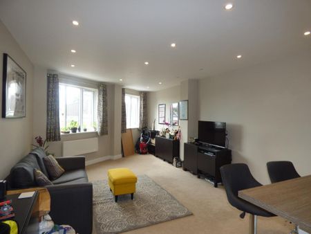 1 bedroom apartment to rent - Photo 2