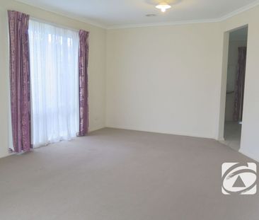 COSY THREE BEDROOM HOME! - Photo 5