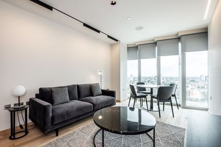 Manhattan Loft Apartments, 20 International Way, London - Photo 3