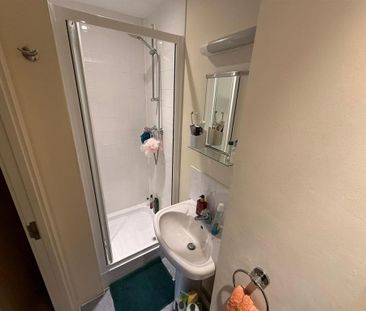 2 bedroom apartment to rent - Photo 6