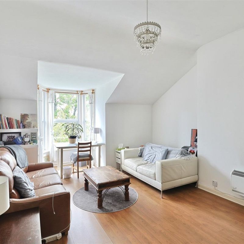 1 bedroom Flat to rent in St Georges Terrace, West Jesmond, Newcastle Upon Tyne NE2 - Photo 1