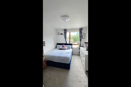 2 Bed Flat, Bartholomew House, W10 - Photo 5