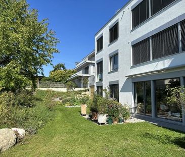 "wunderschöne 3.5 Zimmerwohnung mit Garten" - Photo 1