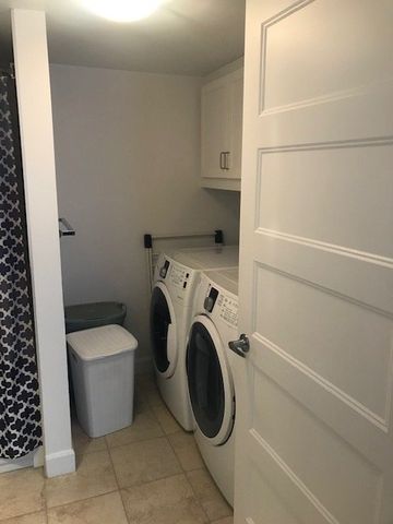 Superbe grand 3 1/2 style condo Ste-Foy Air Clim, Libre - Photo 2