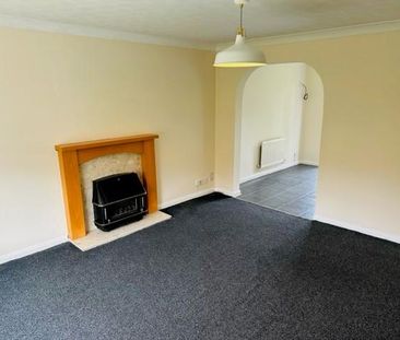 4 bedroom detached house to rent - Photo 4