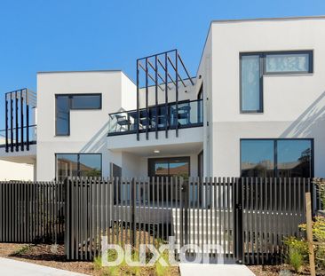Brand New Beachside Brilliance - Photo 3