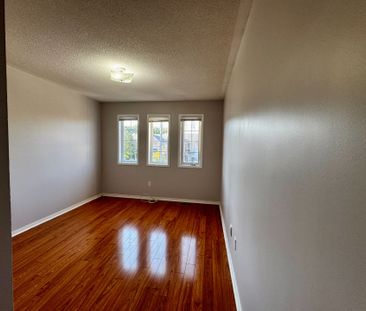 For Lease - 7422 Magistrate Terrace, Mississauga, Ontario - Photo 1