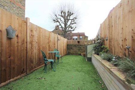 Albert Road, Alexandra, N22 - Photo 3