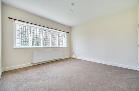 3 bedroom detached house to rent - Photo 3