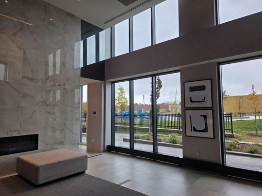 For Lease - 185 Deerfield Road Unit# 708, Newmarket, Ontario - Photo 1