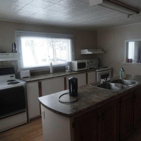 CHAMBRE À LOUER À SAINT-AGATHE-DES-MONTS,PRÈS DE TOUT LES SERVICES. - Photo 3