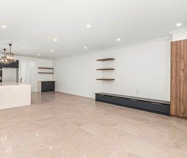 Brunswick West - Photo 1